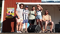 Kanalrodden. Bronsplats. "Makkabi Wikings" (+musiker).
